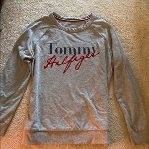 Tommy Hilfiger sweater